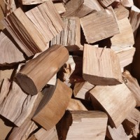Bulk Oak Firewood Online Wholesale Premium Dried Hardwood Logs for Stove Fireplace BBQ Camping Heating Supply
