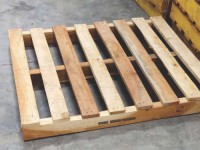 Wholesale Bulk Pallet Lumber Online, High-Quality Wooden Planks, Factory Price, Durable Timber for Construction